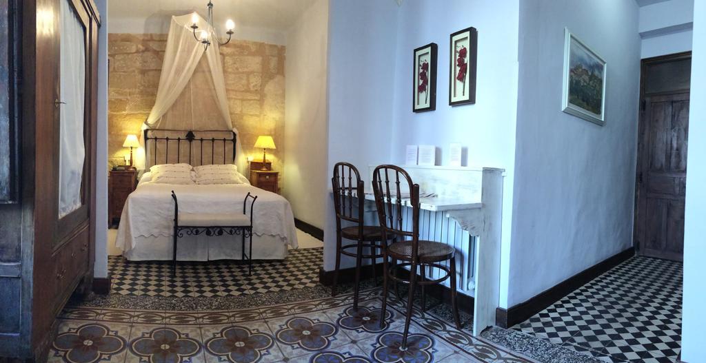 Hotel El Convent 1613 ลา เฟรสเนดา ภายนอก รูปภาพ
