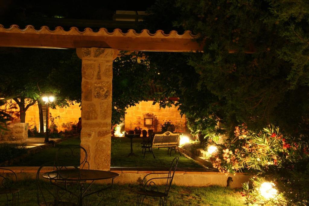 Hotel El Convent 1613 ลา เฟรสเนดา ภายนอก รูปภาพ
